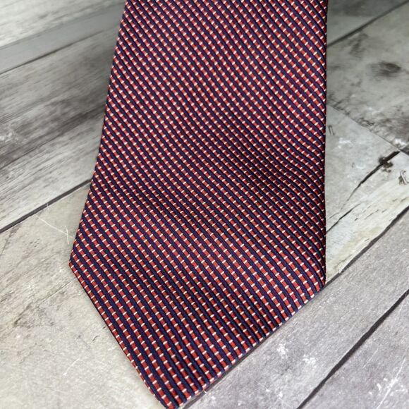 Brooks Brothers Basics Navy Blue Red Striped 100% Silk Necktie Made in USA - Picture 3 of 7